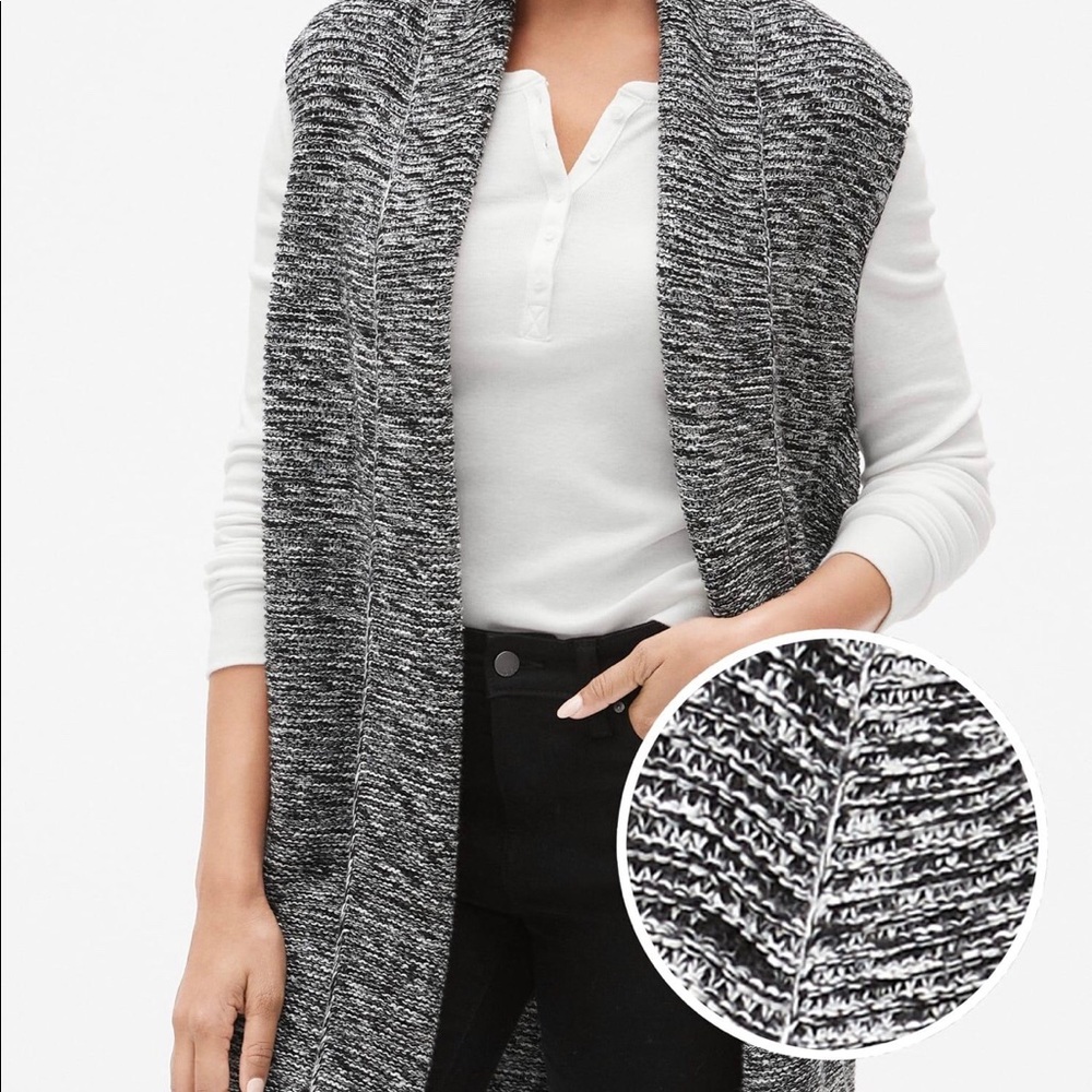 NWT- Gap Sleeveless Drape Sweater